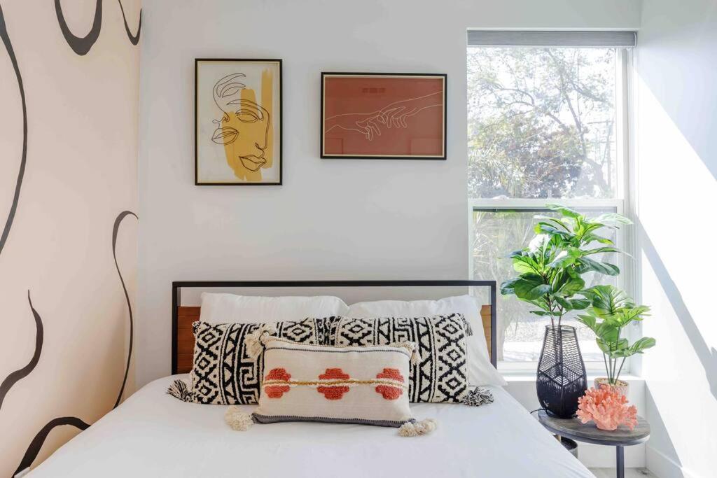 ロサンゼルスHollywood Art House With Bright Sunlightアパートメント エクステリア 写真